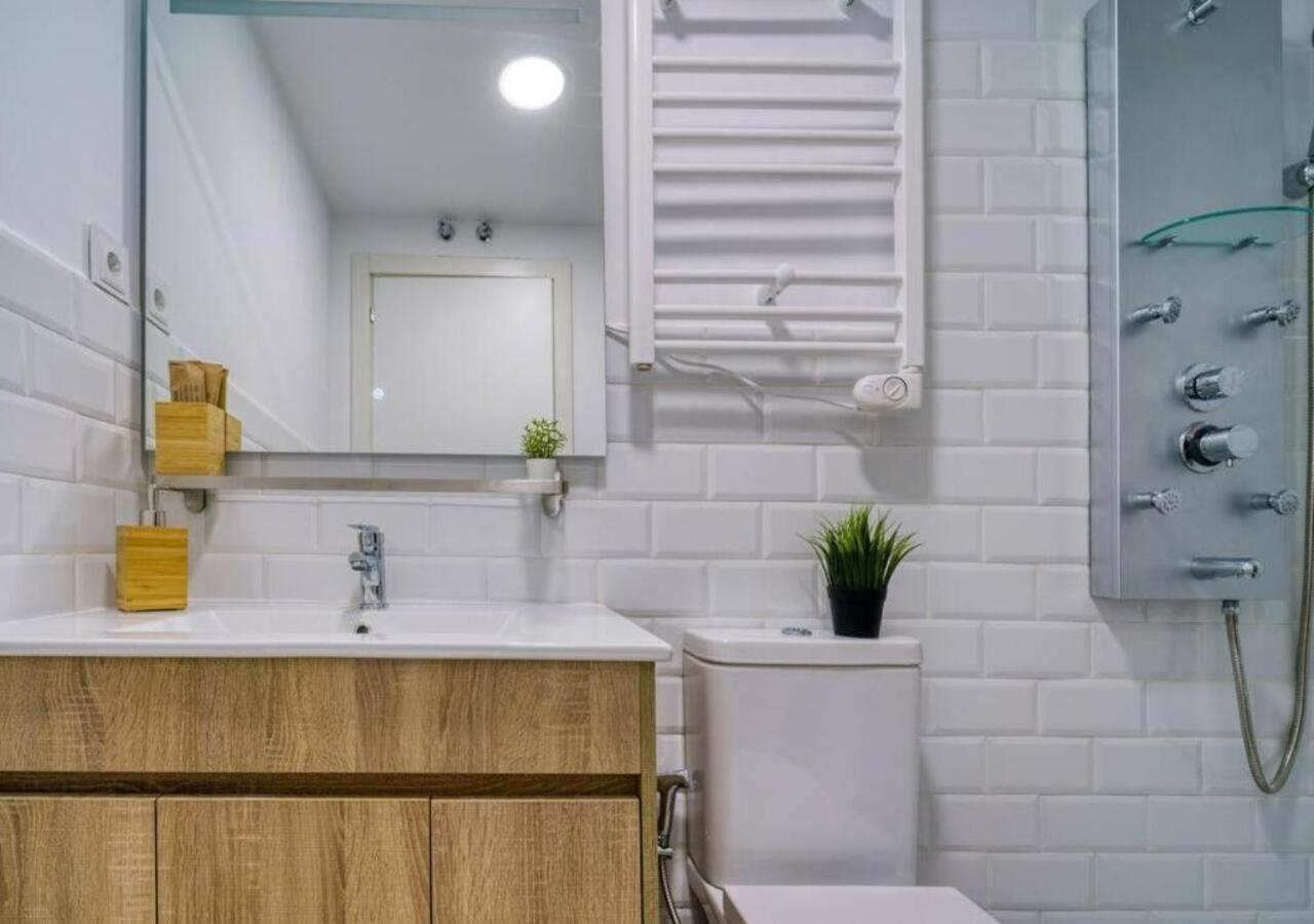 Nuevo 5 Personas Super Centrico Retiro Lujo Apartment Madrid Bagian luar foto